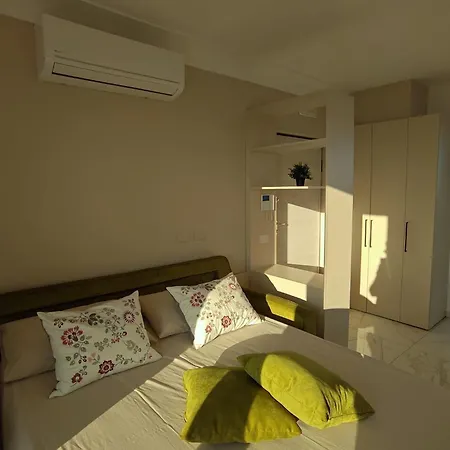 Penthouse * Afragola
